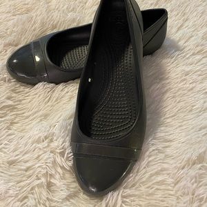 Crocs Dark Grey Flats Size 8